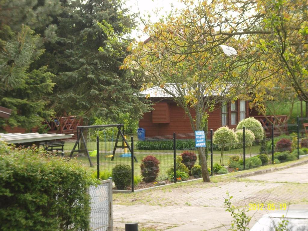 Osrodek Wypoczynkowy Amber Villa Kąty Rybackie Exterior photo